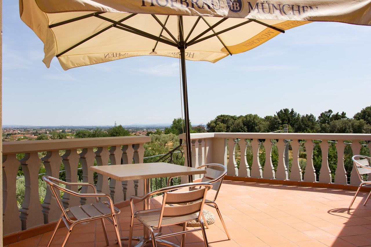 Le Quattro Stagioni Hostal Massa  Exterior foto